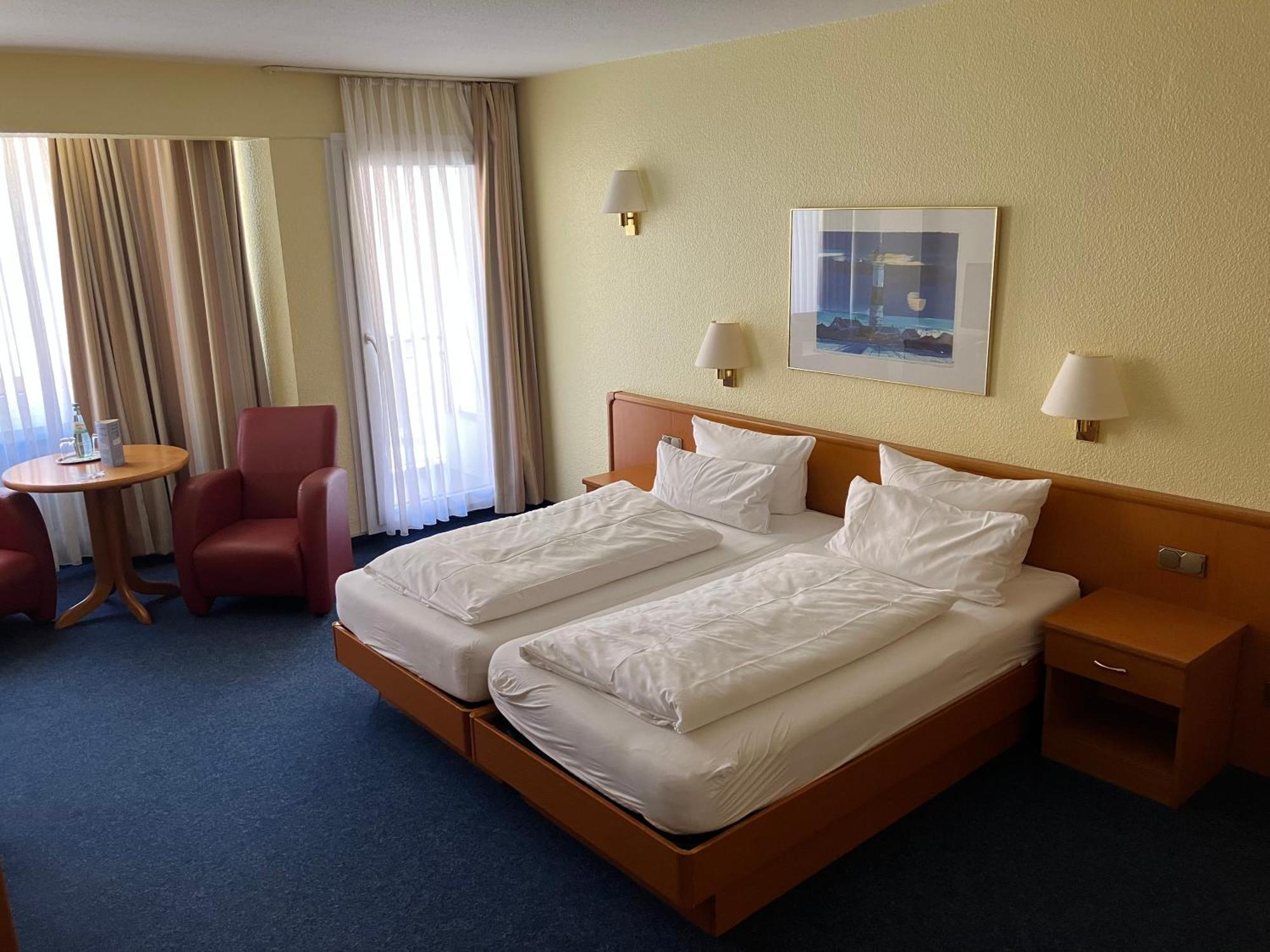 Sure Hotel By Best Western Wilhelmshaven City Exterior photo